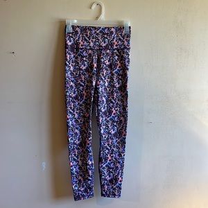 High waisted, full length fabletics leggings